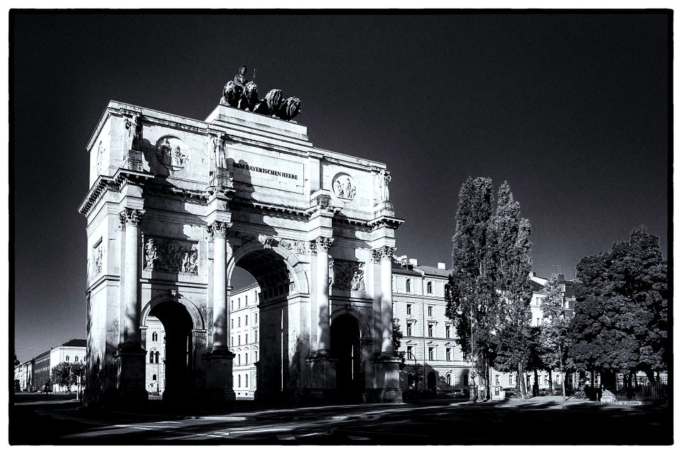 Victory Gate, Munich photo