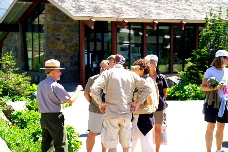 Park Ranger giving a Ranger Talk