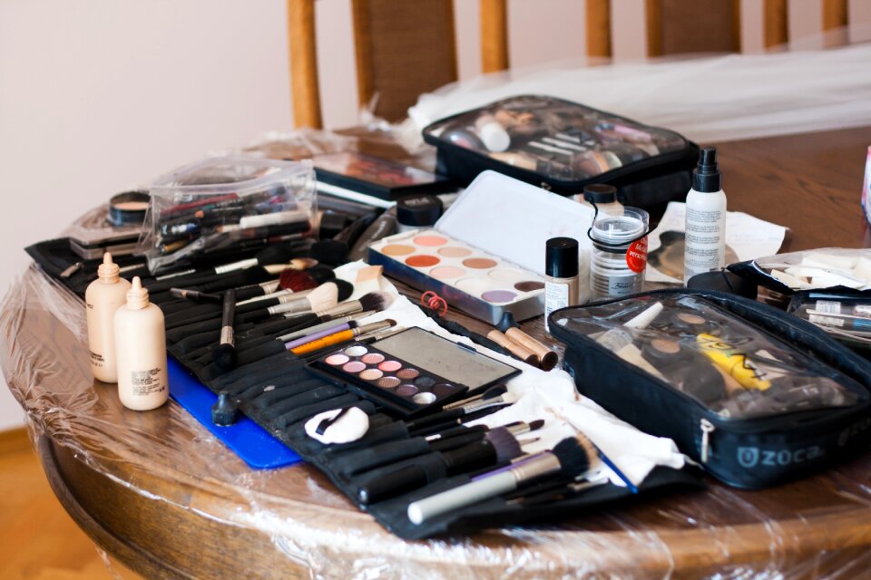 Before wedding brushes