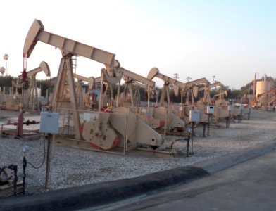 Newport Beach Oil Pumps