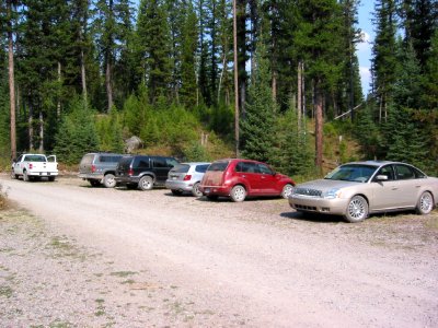 Cars parked at the Boulder Pass Trailhead