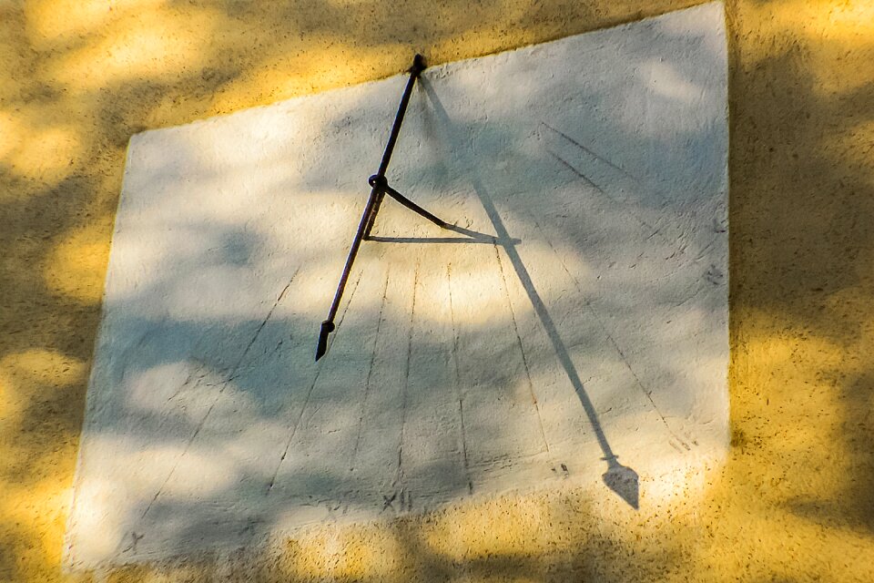 Sundial building monument