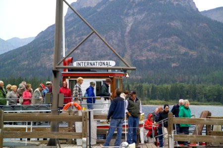 Disembarking the M.V. International photo