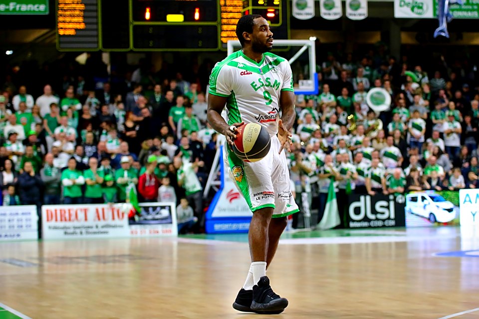 ESSM LE PORTEL - SHARK ANTIBE