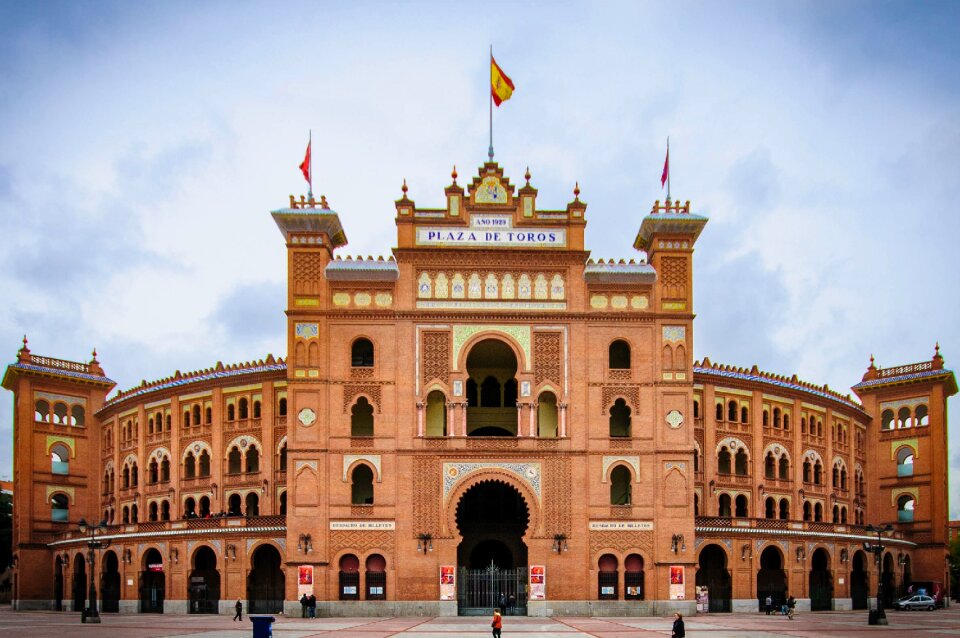 Facade architecture bull fighting
