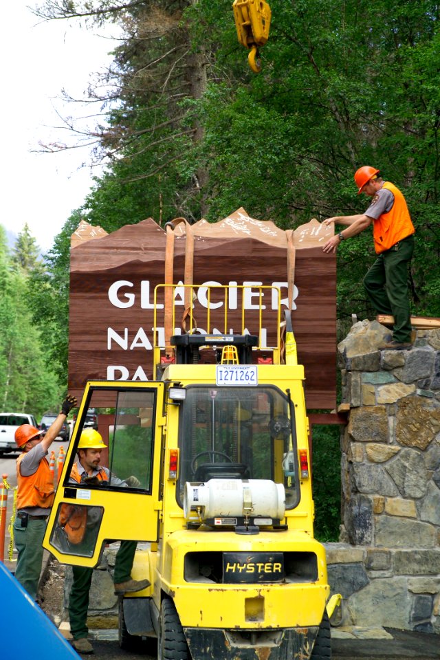 2006 Installation of New West Entrance Sign photo