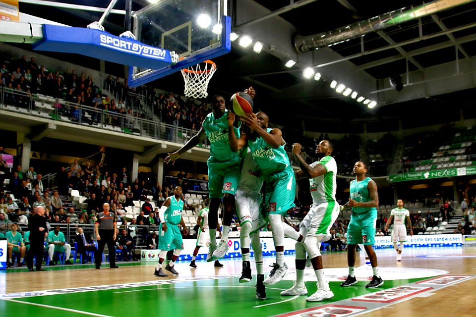 ESSM LE PORTEL - PAU LACQ ORTHEZ 16