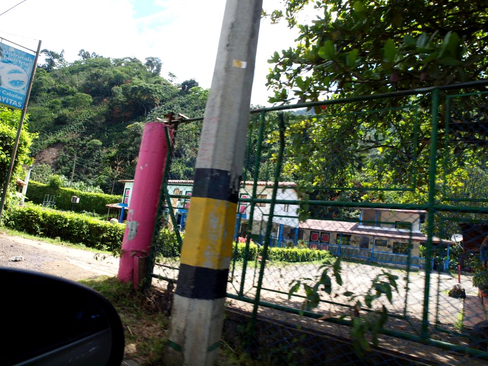 AR236092