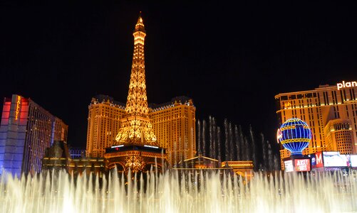 Las vegas fountains paris