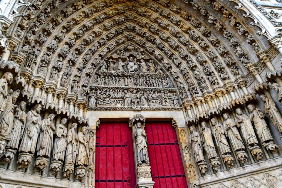 AMIENS - 4. Cathédrale - Jugement dernier (1050)