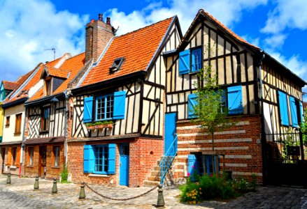 AMIENS (1227)