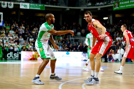 ESSM LE PORTEL - CHOLET BASKET