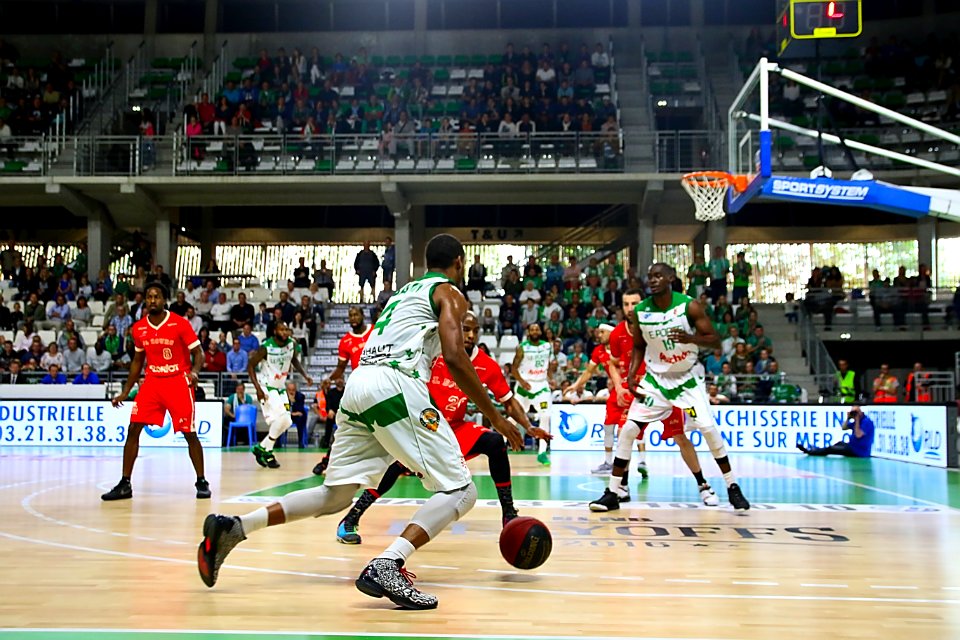 ESSM BOURG EN BRESSE PRO B BASKET