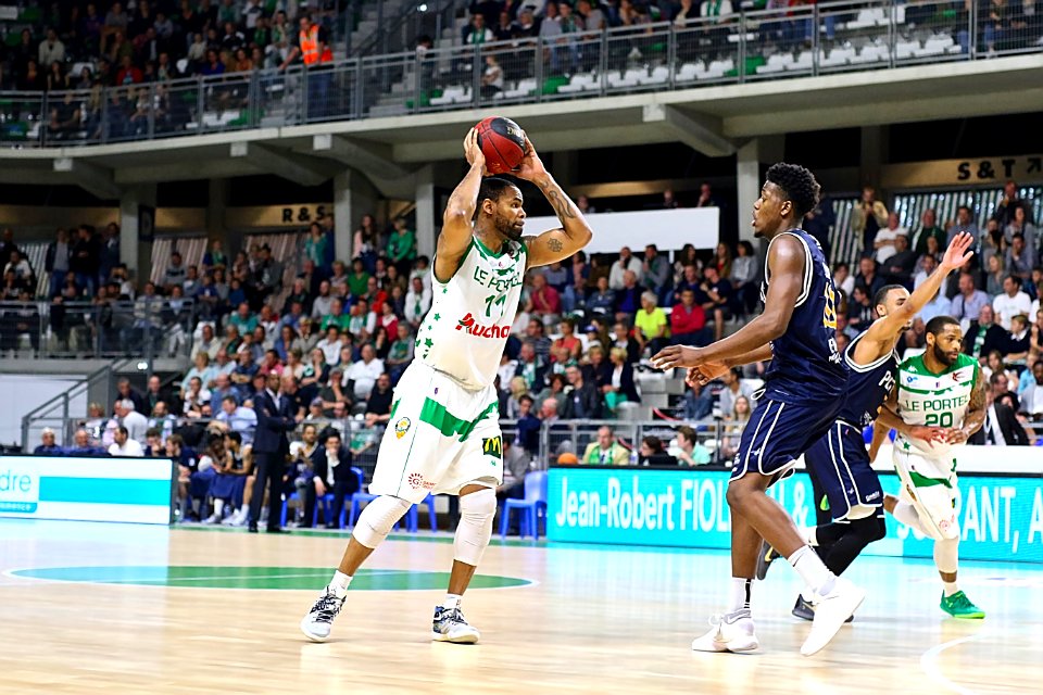 ESSM POITIER PRO B BASKET