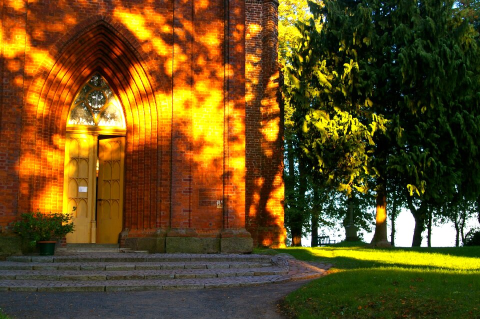 Building religion faith