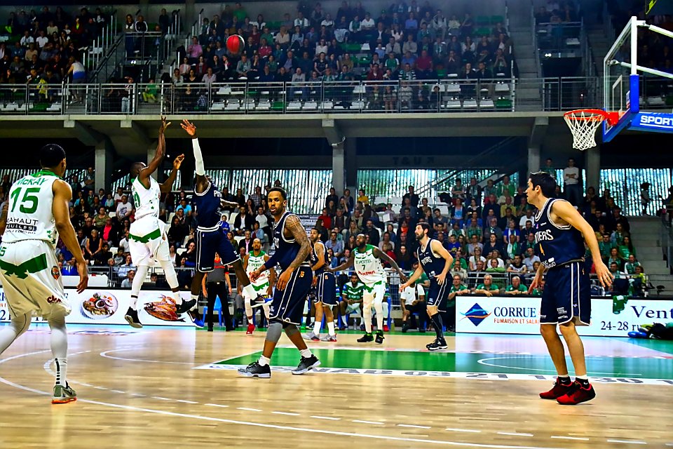 ESSM POITIER PRO B BASKET