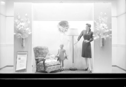 Hudson's Bay windows, Christmas 1943