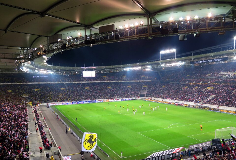 Mercdes benz arena stuttgart bundesliga