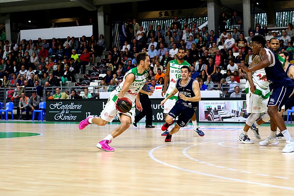 ESSM POITIER PRO B BASKET