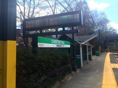 MBTA Green Line Countdown Sign, Chestnut Hill, April 28, 2015