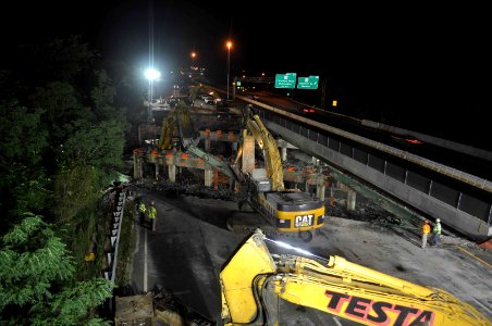 Medford I-93, Riverside Avenue Bridge Demolition, August 6, 2011