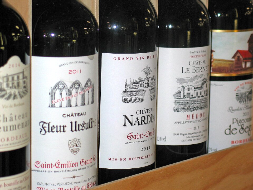 Bottle red wine alcohol