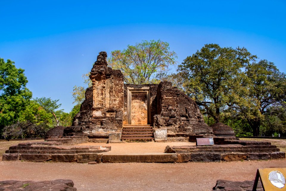 Potgul Vehera - Polonnaruwa