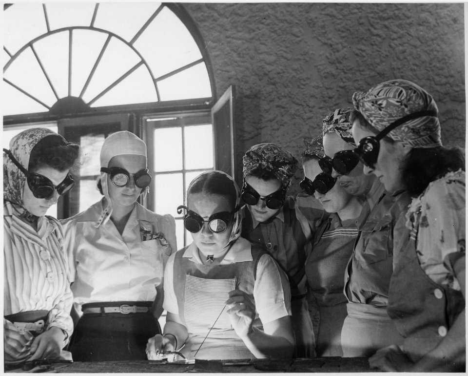 women-war-vocational
