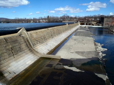 Large dams are barriers to fish photo