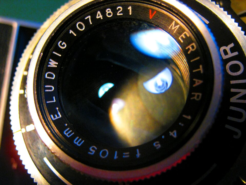 Lens cameras meritar