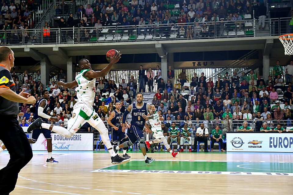 ESSM POITIER PRO B BASKET
