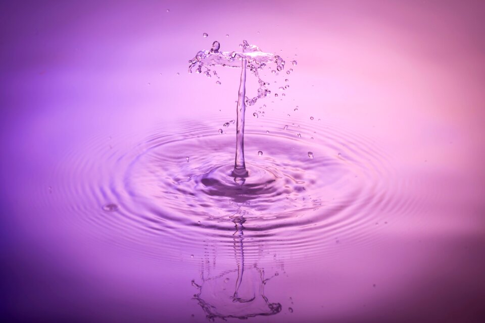 Water feature blue spray