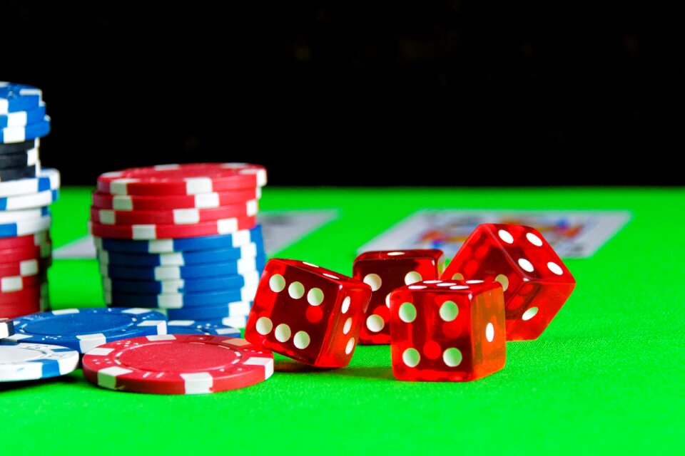 Gambling casino card game