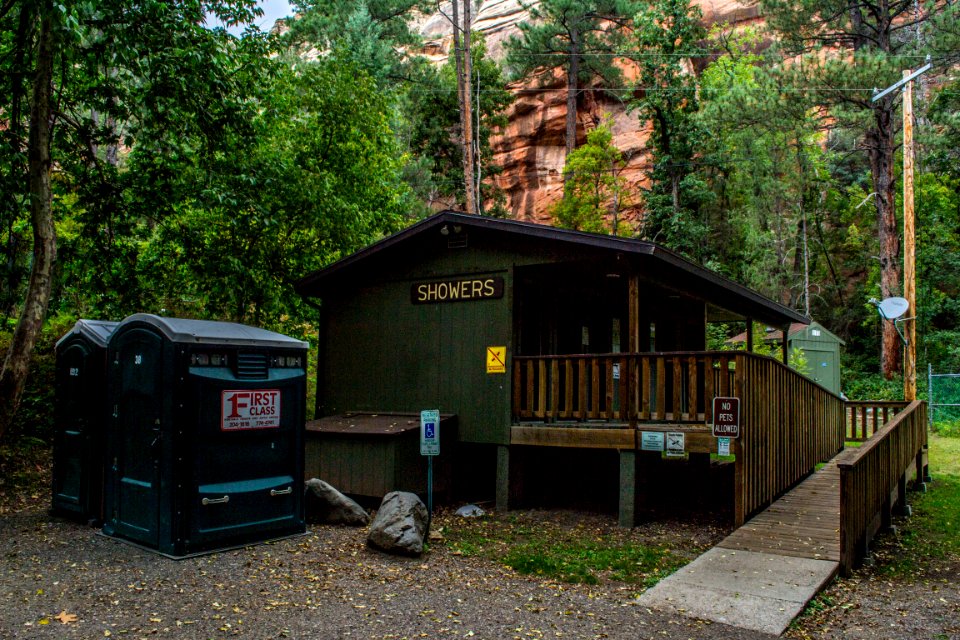 Cave Springs Campground