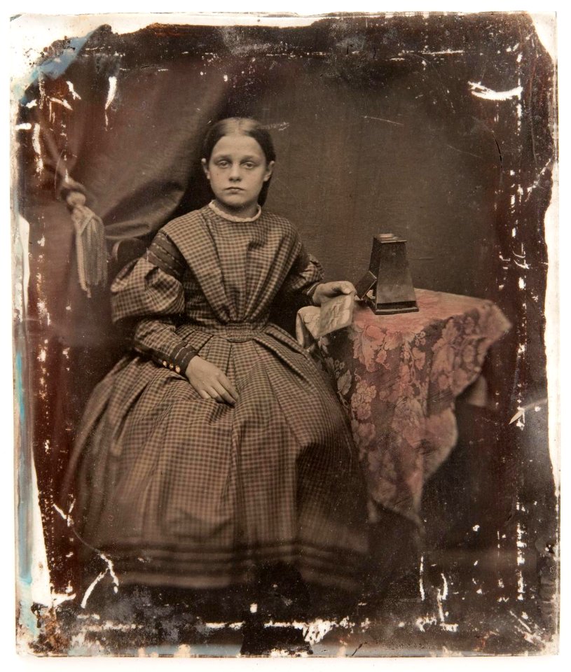 Ambrotype - girl with stereo viewer and card (union case image #3 with mat and glass removed)
