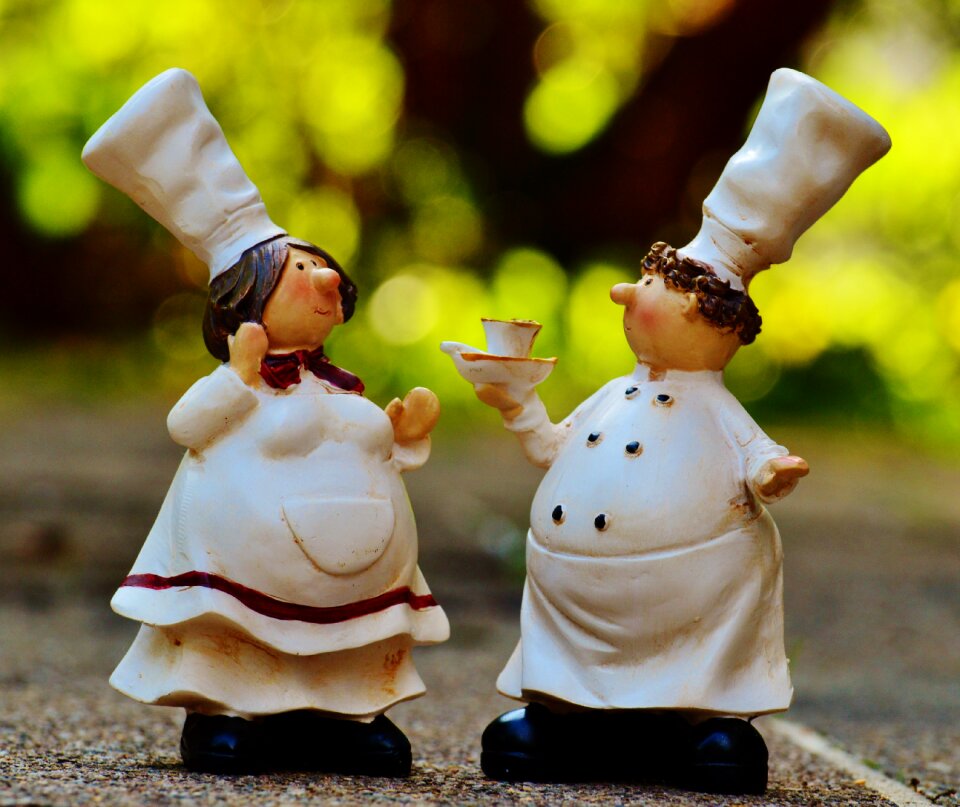Figures funny chef's hat