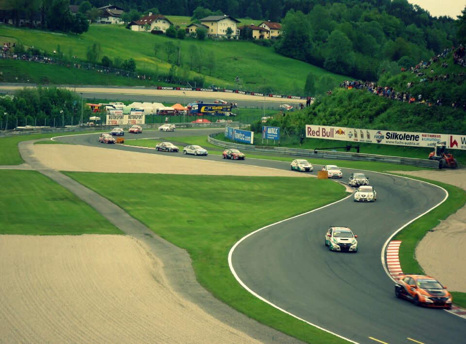 Racing car car racing route