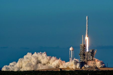 SpaceX Falcon Launch 3 photo