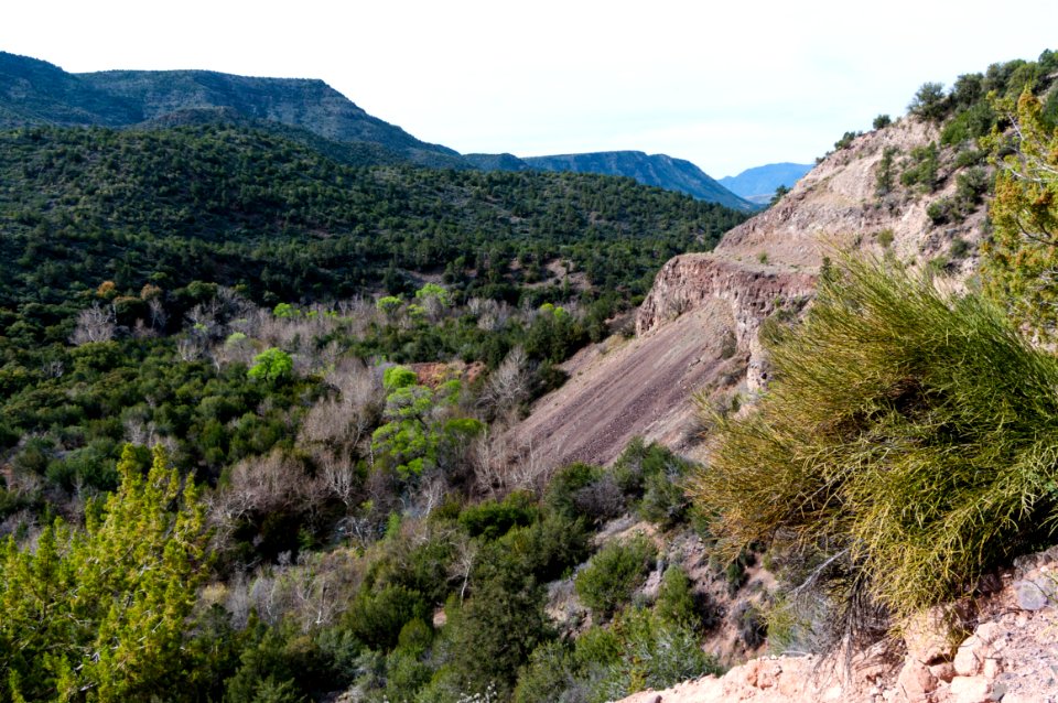 Flume Trail to Fossil Creek Dam