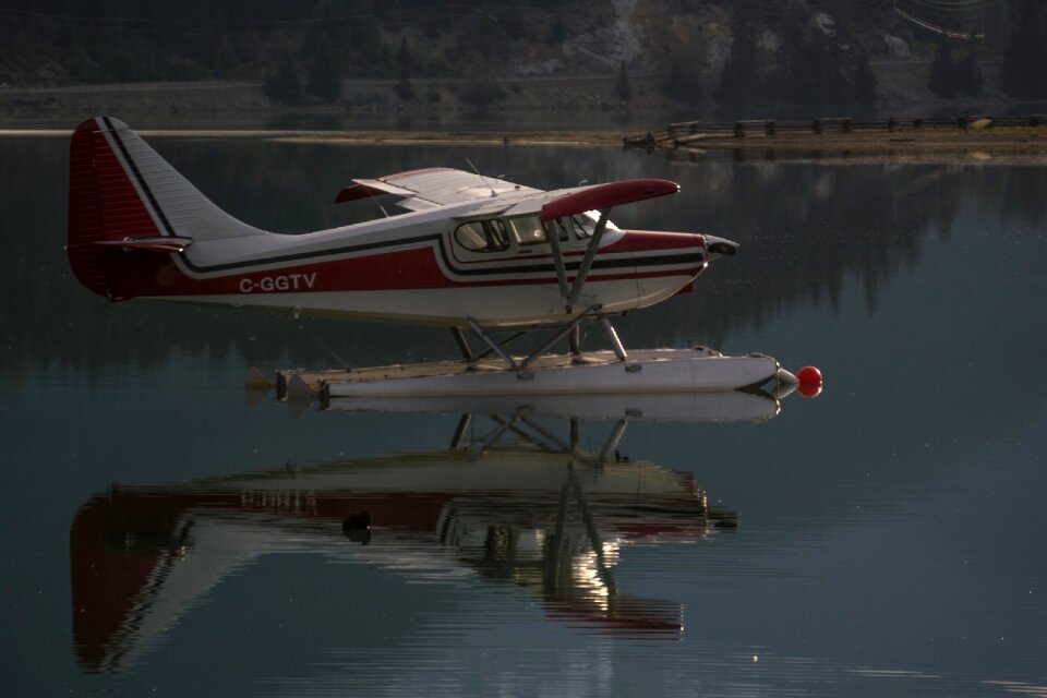 Pontoons water evening