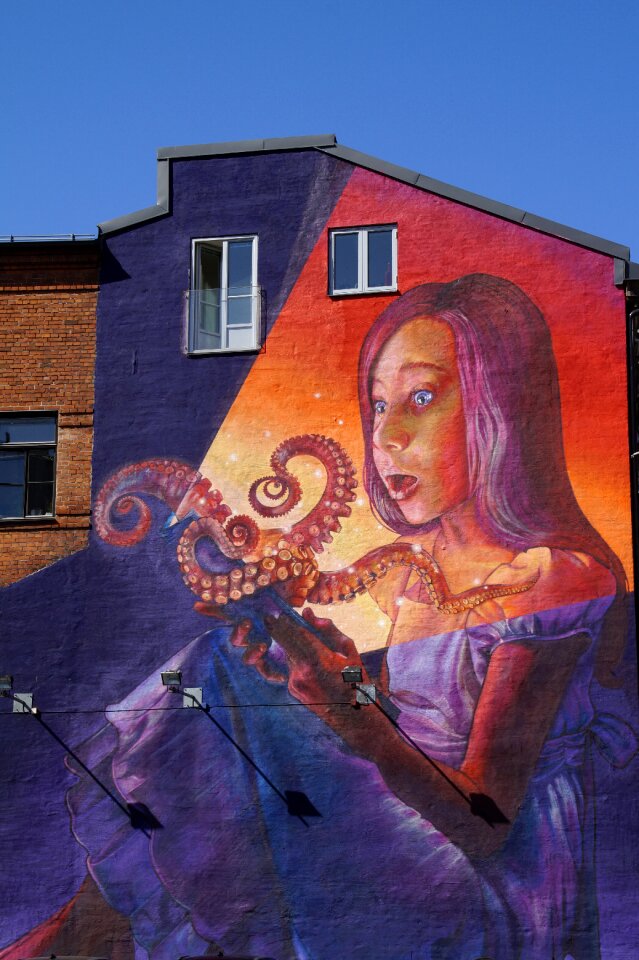 Artwork wall woman