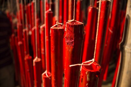 Red bansh string hanging