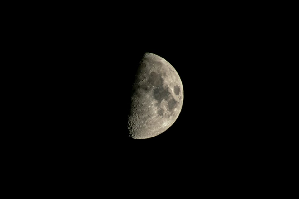 Waxing Gibbous 10-17-2018 12 Illumination 57%