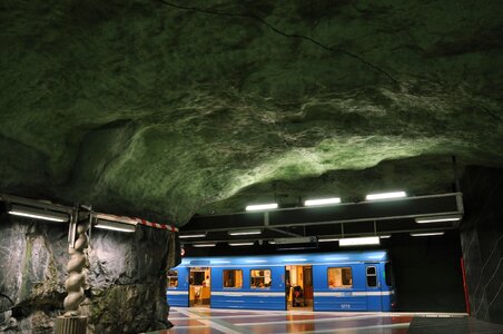Transportation underground ceiling