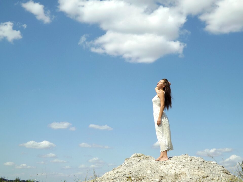 White sky beauty