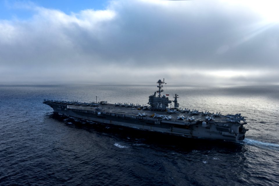 150428-N-ZA585-131