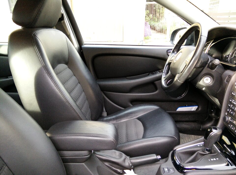 Steering wheel automotive dashboard