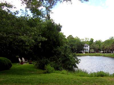 Continue on Federal Street past the marsh inlet