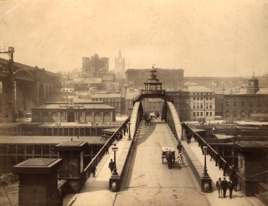 003382:Swing Bridge, Newcastle upon Tyne, 1889 photo
