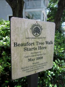 Start the self-guided tour at this sign in Morrall Park at Cartaret and Craven Streets